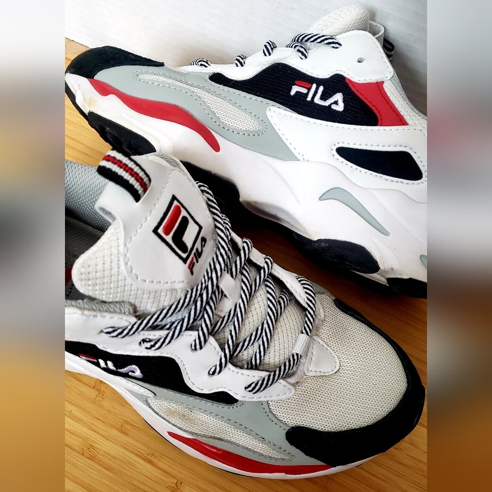 Fila Ray Tracer retro trainers